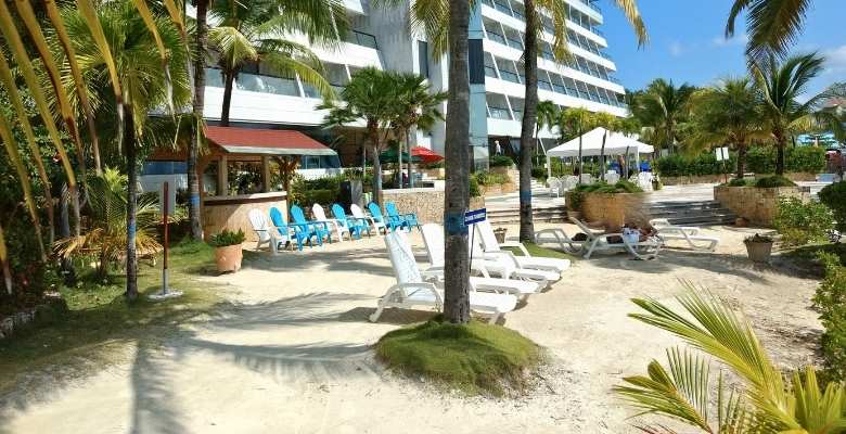 Playa Privada del Hotel Sunrise Beach